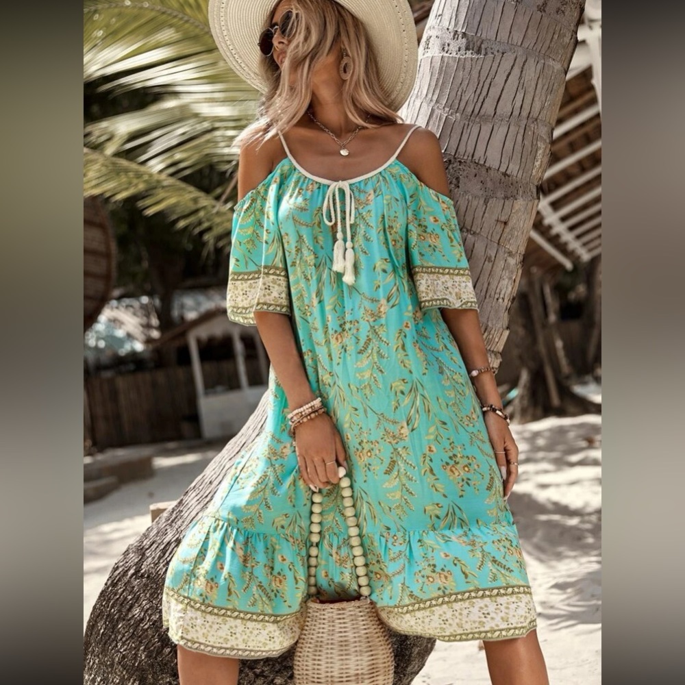 Bohemian Mint Green Floral Print Cold Shoulder Mini Dress